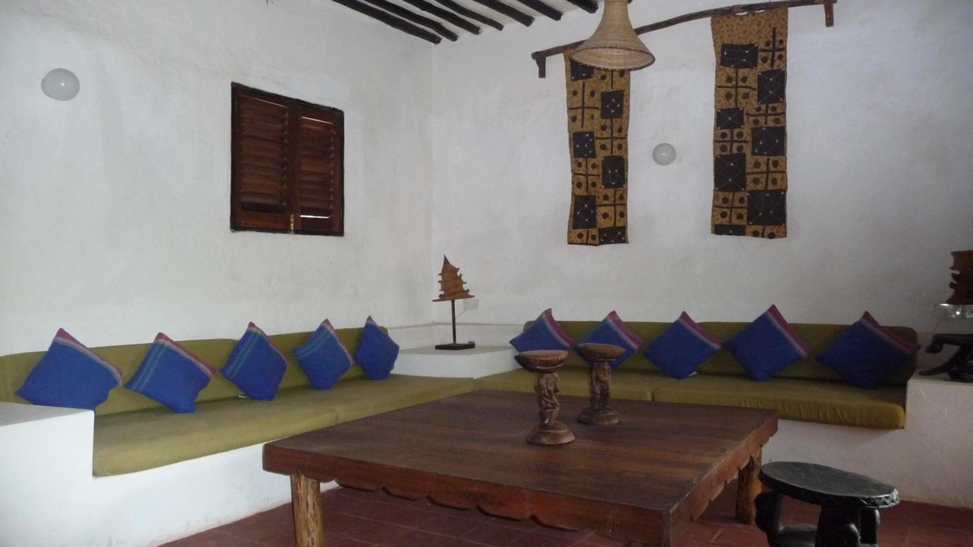 Kusini Beach Cottages Diani Beach Room photo